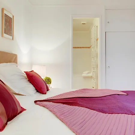 St Germain Mazarine Apartment Paris